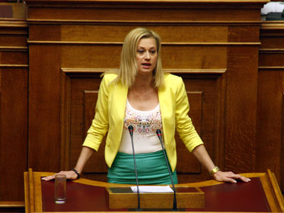 To κίτρινο σακάκι της Ραχήλ