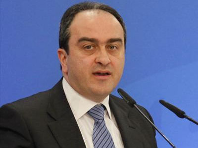 O Βασιλάκης Καΐλας της κυβέρνησης