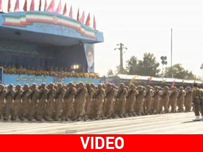 Ιράν: Επίδειξη σε παρέλαση νέων αμυντικών στρατιωτικών συστημάτων