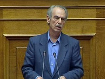 Δικαιολογημένα απών ο Χαλβατζής από την Προανακριτική