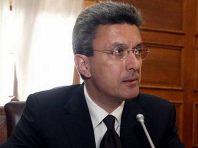 Ο Χατζηνικολάου απαντά