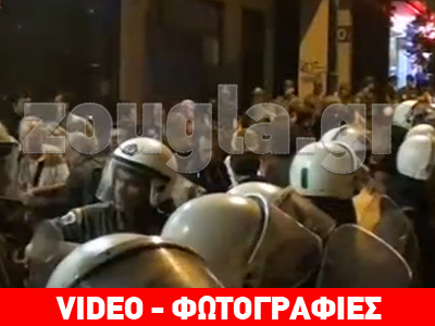 «Σόου» της Χρυσής Αυγής έξω από το θέατρο «Χυτήριο»