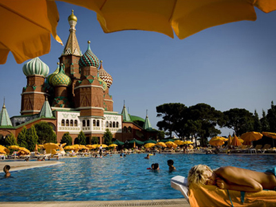 Πάνω από 3,3 εκατ. Ρώσοι τουρίστες στην Τουρκία