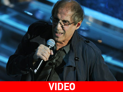 «Η Μέρκελ κι ο Σαρκοζί υποχρεώνουν την Ελλάδα να αγοράζει όπλα»