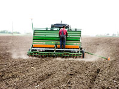 Υπογράφηκαν οι γεωργοπεριβαλλοντικές ενισχύσεις