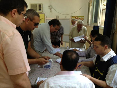 Αίγυπτος: Περίπου το 50% των εκλογέων ψήφισε στις εκλογές Αίγυπτος: Περίπου το 50% των εκλογέων ψήφισε στις εκλογές