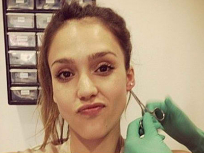 Τζ. Άλμπα: Έκανε δώρο γενεθλίων στον εαυτό της ένα ακόμα piercing