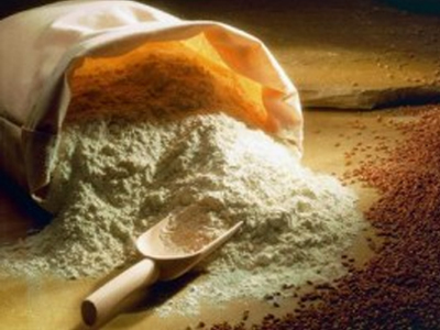 Αλεύρι για όλες τις χρήσεις προς 50 λεπτά το κιλό