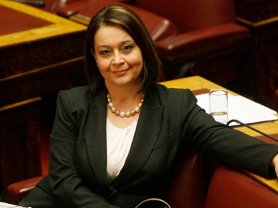 Κατά του μνημονίου και η Χρύσα Αράπογλου