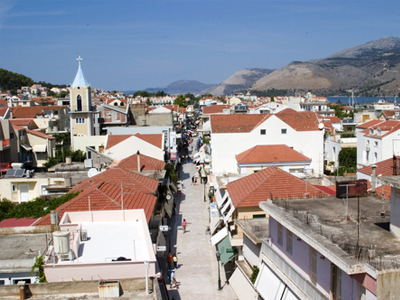 Πέρασε για κλέφτη υπάλληλο του ΟΤΕ και τον έριξε στο κενό!