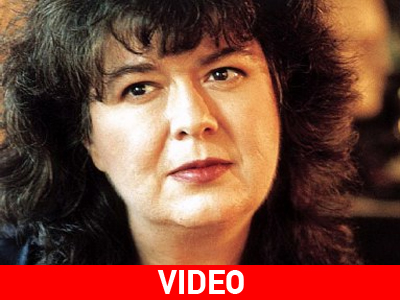 Αρλέτα: «Εύχομαι οι Έλληνες να μην θελήσουν να πέσουν στη θάλασσα χωρίς σωσίβιο»