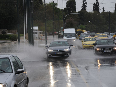 Πυροσβεστική Υπηρεσία: 210 κλήσεις μόνο στην Αττική
