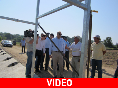 Αυτοψία Δένδια στον… φράχτη Αυτοψία Δένδια στον… φράχτη