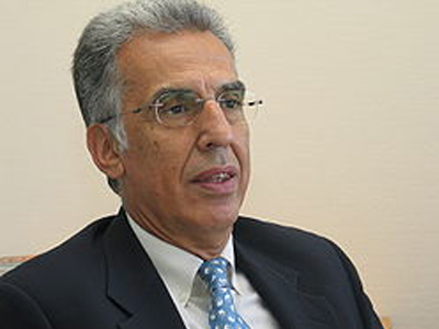 «Δεν έχω επικοινωνία με κανένα»