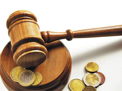 Αυξήσεις στις αποδοχές των δικηγόρων του Δημοσίου