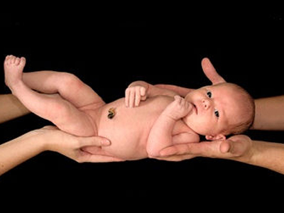 Εξαρθρώθηκε σπείρα διακίνησης κι εμπορίας βρεφών