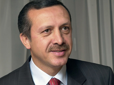 Προειδοποίηση Ερντογάν προς Άσαντ για τα άρματα μάχης