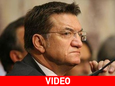 Στελέχη της Χρυσής Αυγής επιτέθηκαν στον Πέτρο Ευθυμίου