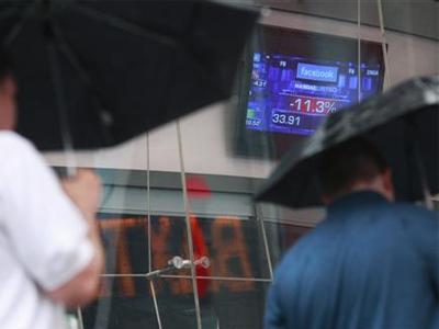 Χάνει εκ νέου έδαφος η μετοχή του Facebook