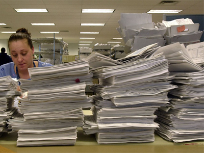 Άνω των 6,5 δισ. οι ληξιπρόθεσμες οφειλές του Δημοσίου