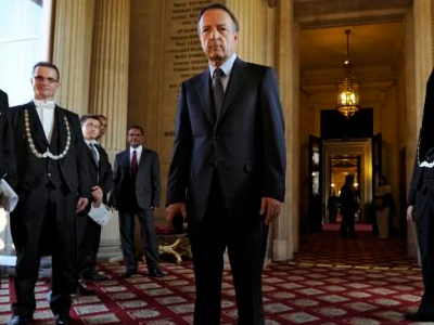 Οι Γάλλοι σοσιαλιστές είναι προσηλωμένοι στον αυστηρό προϋπολογισμό