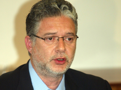 Η ύφεση εμποδίζει τις επιχειρήσεις να αξιοποιήσουν προγράμματα του ΟΑΕΔ