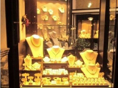 Ένοπλη ληστεία σε κοσμηματοπωλείο παρουσία ανηλίκου