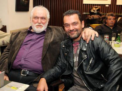 Οι… Καζάκοι στη Βουλή