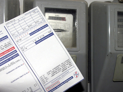 Διαμάχη υπ. Οικονομικών- ΝΔ για τη διακοπή ρεύματος σε νοικοκυριά