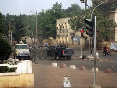 Μαλί: Στασιαστές του στρατού επιτέθηκαν στο Προεδρικό Μέγαρο