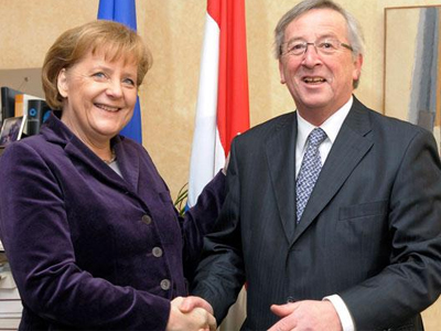 Συνάντηση Μέρκελ – Γιούνκερ για τον Μηχανισμό Στήριξης