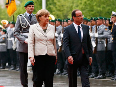 Τετ- α- τετ Μέρκελ- Ολάντ στο Βερολίνο
