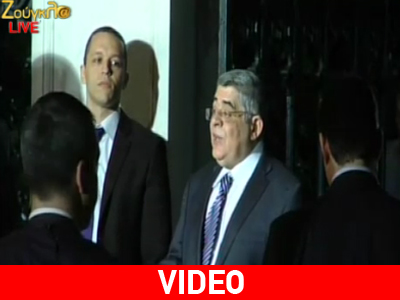 Ζήτησε για πρωθυπουργό προσωπικότητα διεθνούς κύρους