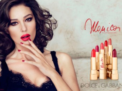 Monica Bellucci: Το πιο πολύτιμο «όπλο» μιας γυναίκας είναι το κραγιόν της