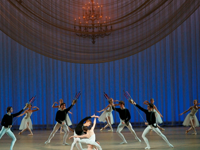 Με όνομα βαρύ σαν… Ιστορία!