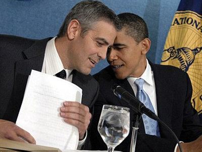 Ο Μπαράκ Ομπάμα αντιμετώπισε σε αγώνα μπάσκετ τον Τζορτζ Κλούνεϊ