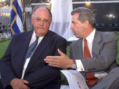 Τελευταίες φωτογραφίες και υπουργικά… σιρόπια