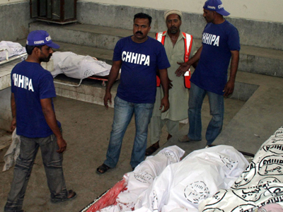 Πακιστάν: Βρέθηκαν 13 πτώματα διάτρητα από σφαίρες