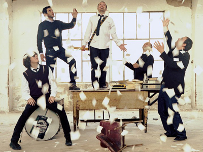 Playground Noise Live