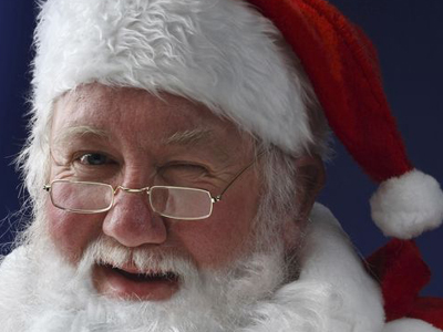 Ρωσία: «Αγιος Βασίλης»… ζητούσε δώρα από παιδάκια