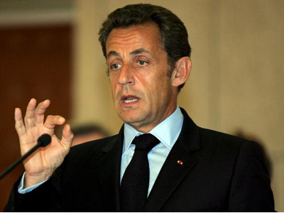 Σαρκοζί: Ζητεί τη διαλεύκανση του θανάτου του δημοσιογράφου στη Συρία