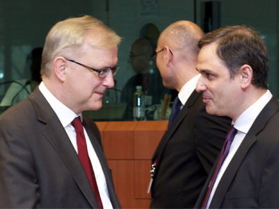 Πιέσεις στον Σαχινίδη- Γιουνκέρ: Δεν συζητήθηκε έξοδος της Ελλάδας