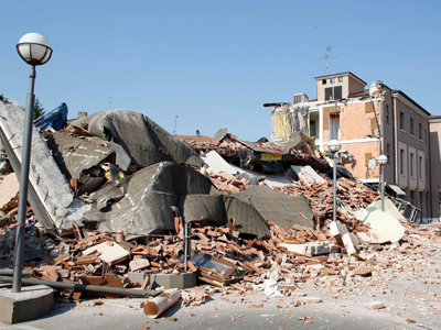 Ιταλία: Ο σεισμός της 20ης Μαΐου ανύψωσε κατά 15 εκατ. το έδαφος