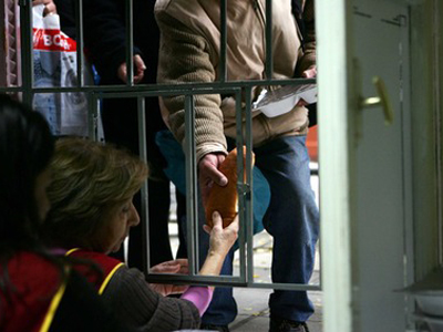 Δραματική αύξηση των απόρων στη Θεσσαλονίκη