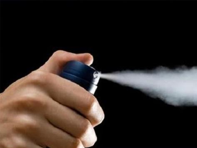 Ληστεία σε κοσμηματοπωλείο με σπρέι πιπεριού