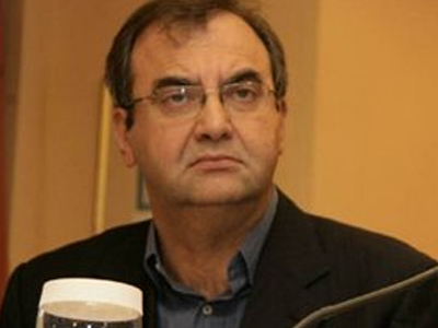 Δείχνει τη στράτα στο Σαμαρά ο Στρατούλης