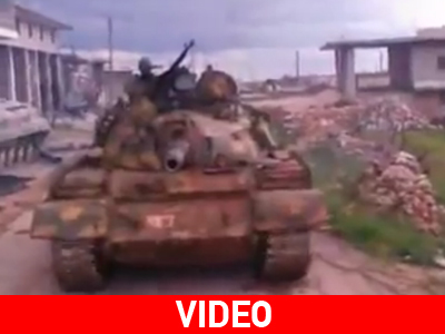 Συρία: Τεθωρακισμένο περνά πάνω από πτώμα