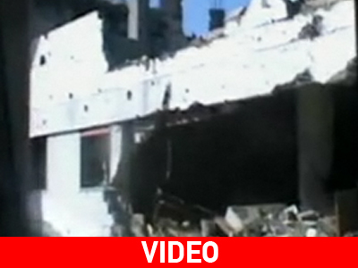 Συρία: Αιματοχυσίας συνέχεια – Στη Χομς ο Ερυθρός Σταυρός – Κλίντον κατά Άσαντ