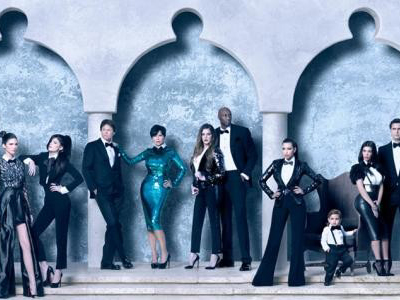 H οικογένεια Καρντάσιαν και η χριστουγεννιάτικη φωτογραφία