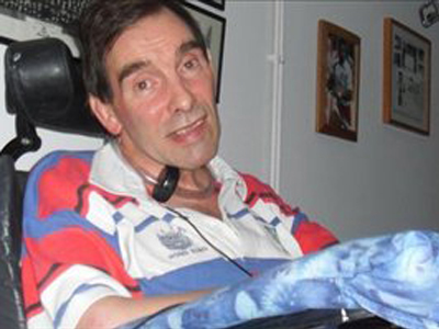 Tony Nicklison: Εκλιπαρεί να του κάνουν ευθανασία